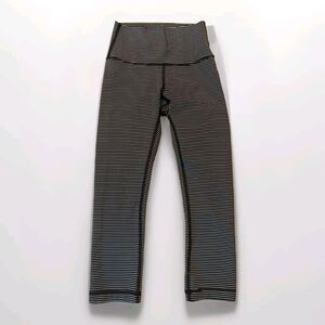 Lululemon Wunder Under Leggings Crop Womens 4 HR Black White Stripe